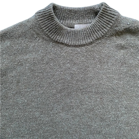 H&M Crewneck  sweater size XS - Picture 3 of 8